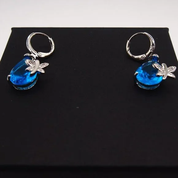 ⭐Bundle Sale⭐ 4Pc. Blue Water drop w/ Dragonfly Earrings and Necklace Set - Picture 3 of 7